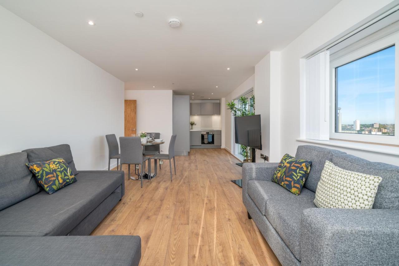 Skyvillion - River Thames Floor By Woolwich Ferry, Mins To Excel, O2 Arena , Airport With Parking Londen