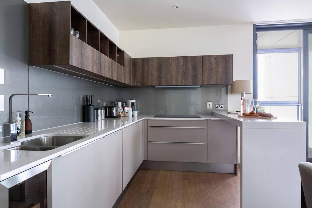Amazing Penthouse Flat - Battersea - Nine Elms Lägenhet London
