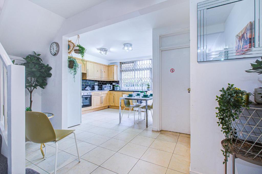 Appartement Beautiful 4-bedroom 5-bath House In Londen