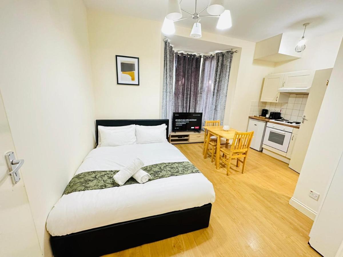 Premium Studio Flat 02 Near Tower Bridge *
