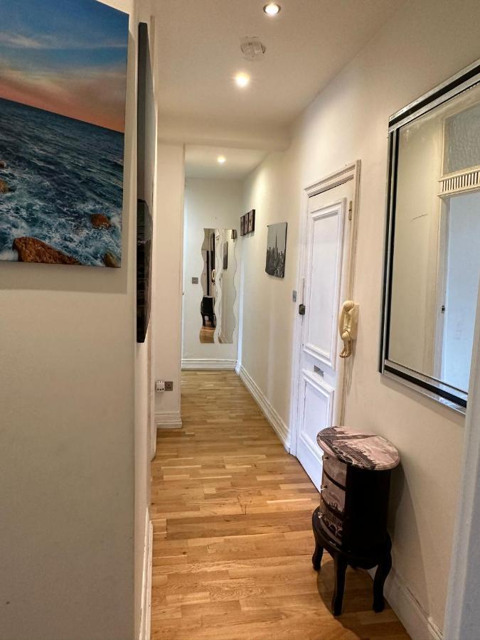 Queens Court Appartement *
