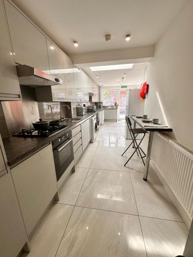 Double And Single In Bromley By Bow Gasthuis Londen