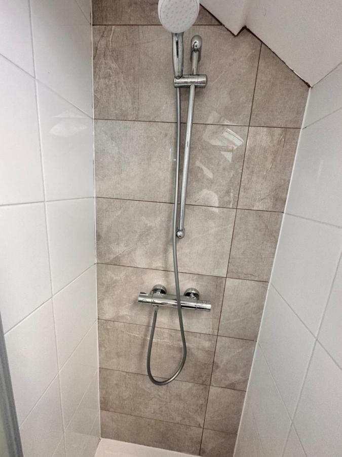 Double And Single In Bromley By Bow Gasthuis Londen