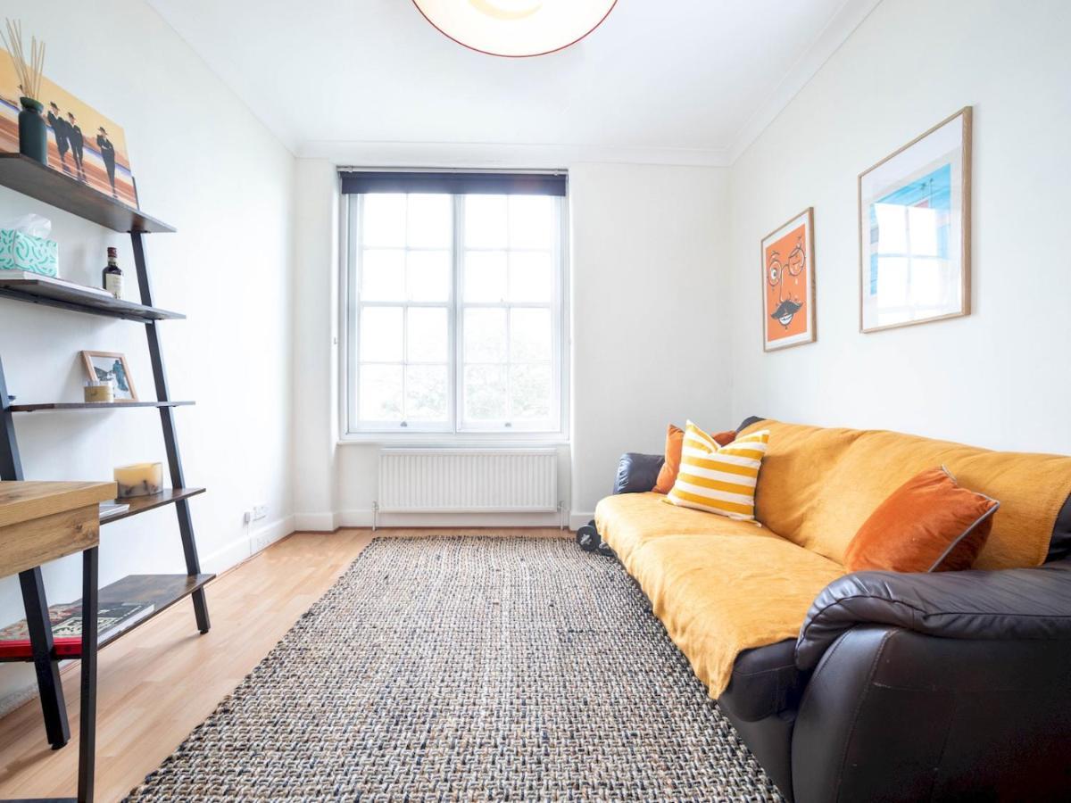 Pass The Keys One Bedroom Near Popular Attractions Lägenhet