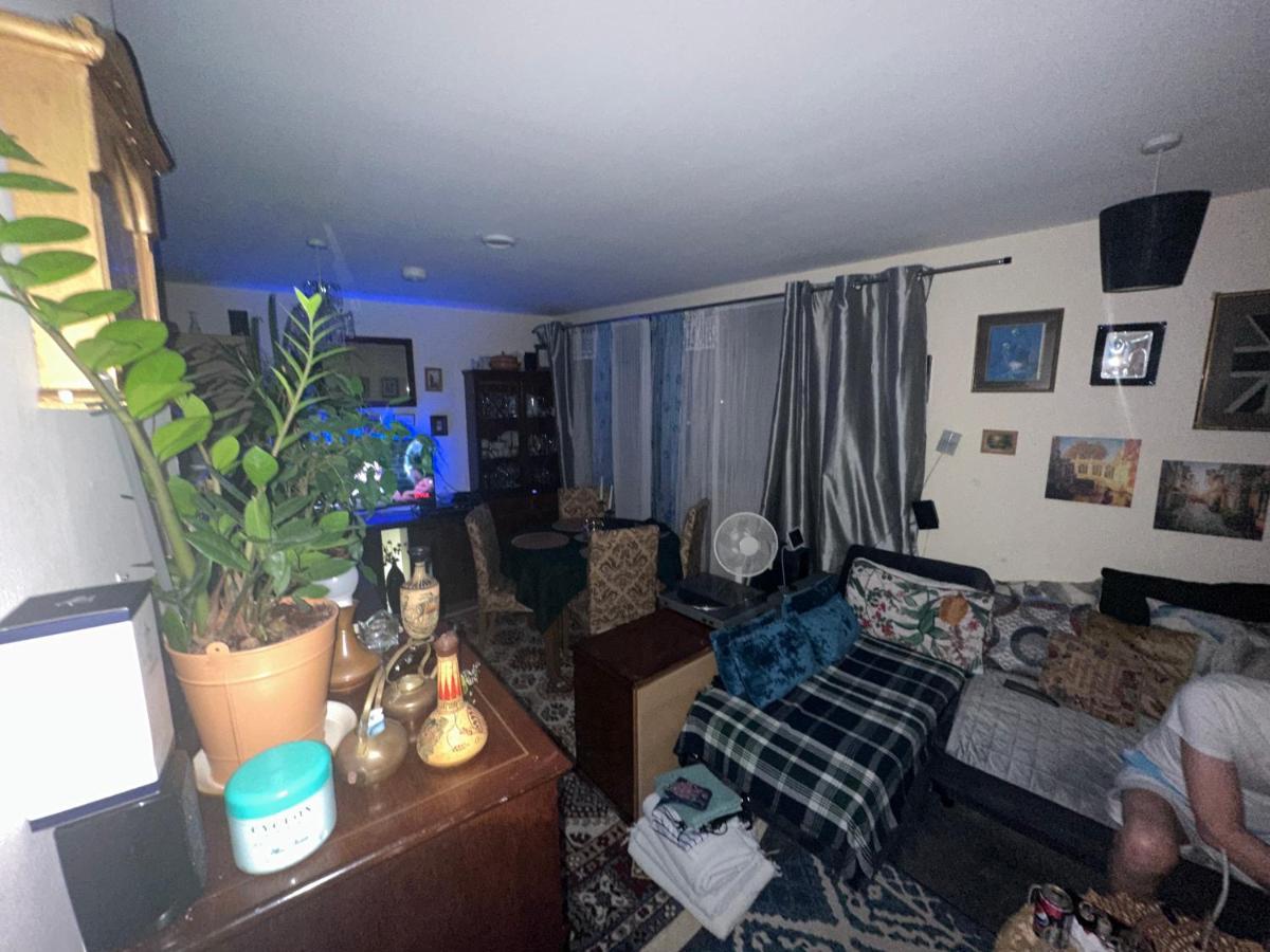 Private Room. In Zone 2 In Cousy Flat Privatunterkunft London