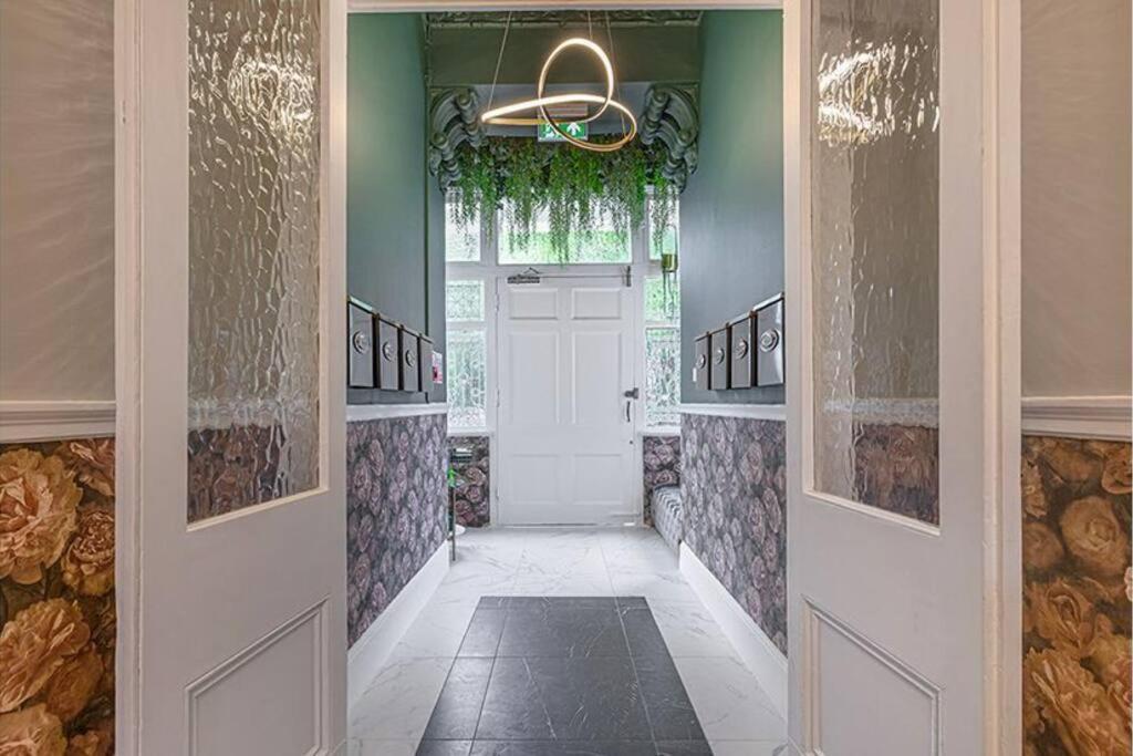 Appartamento Stunning Hyde Park With Private Balcony & Lift Elevator Access Londra
