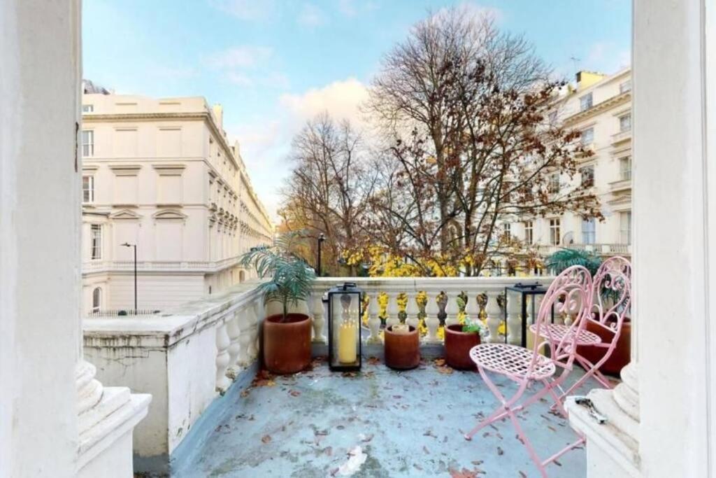 Stunning Hyde Park With Private Balcony & Lift Elevator Access * Londra