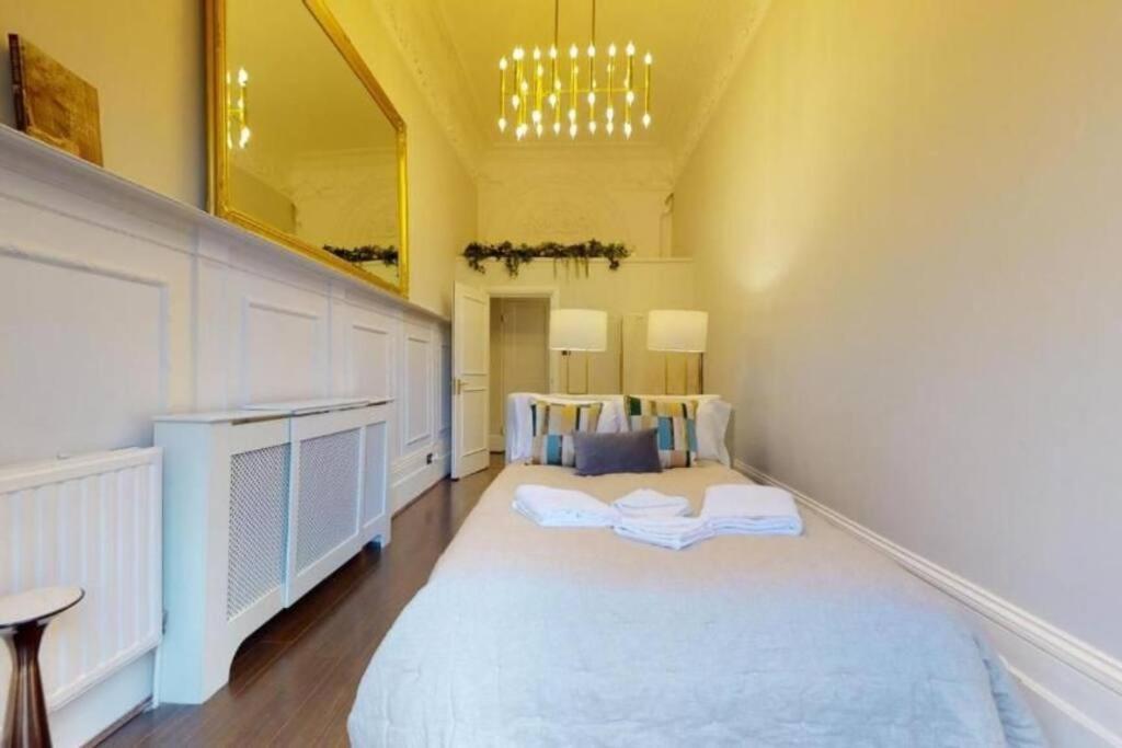 Stunning Hyde Park With Private Balcony & Lift Elevator Access Londra