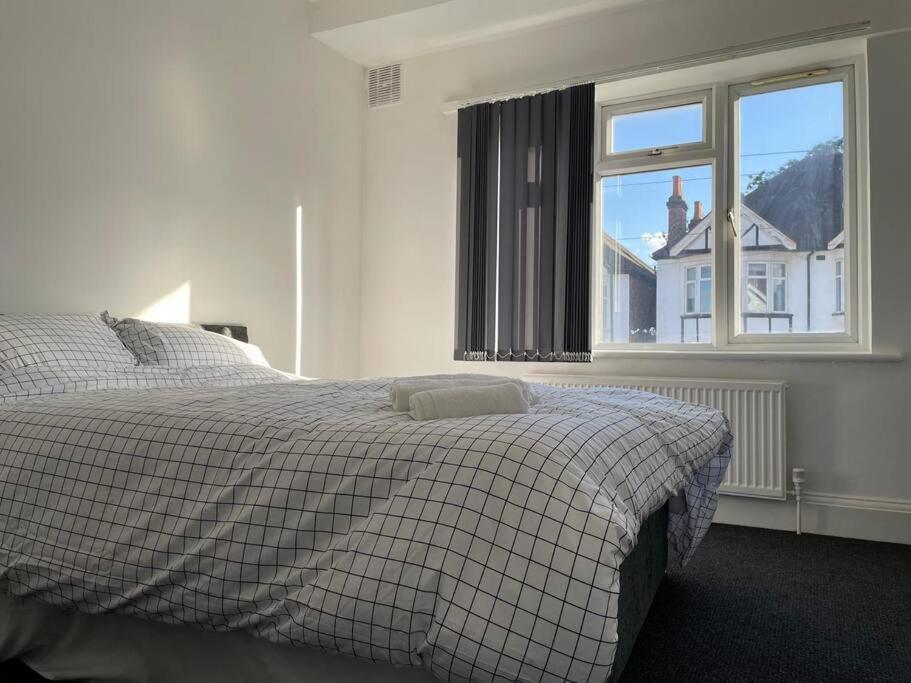 Appartement 5 Bed 5mins From Wembley Stadium *