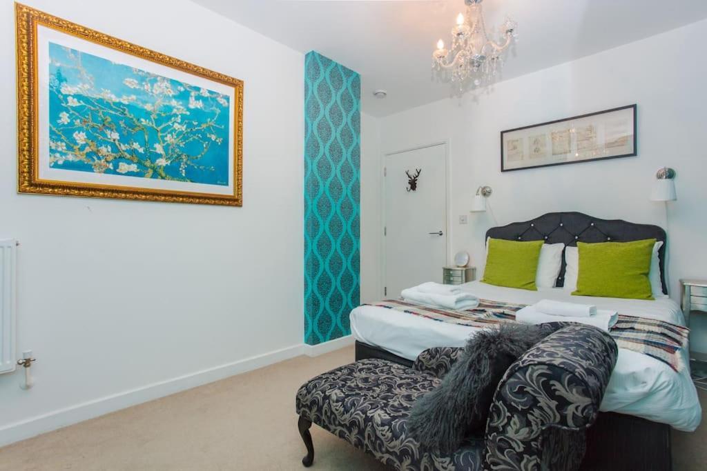 Unique & Welcoming 2bd Flat In Limehouse Appartamento