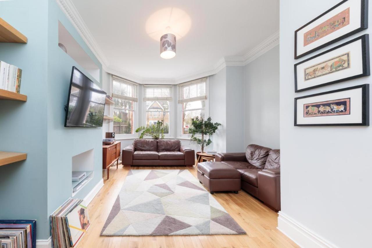 Bright & Spacious Modern 2 Bedroom * Londres