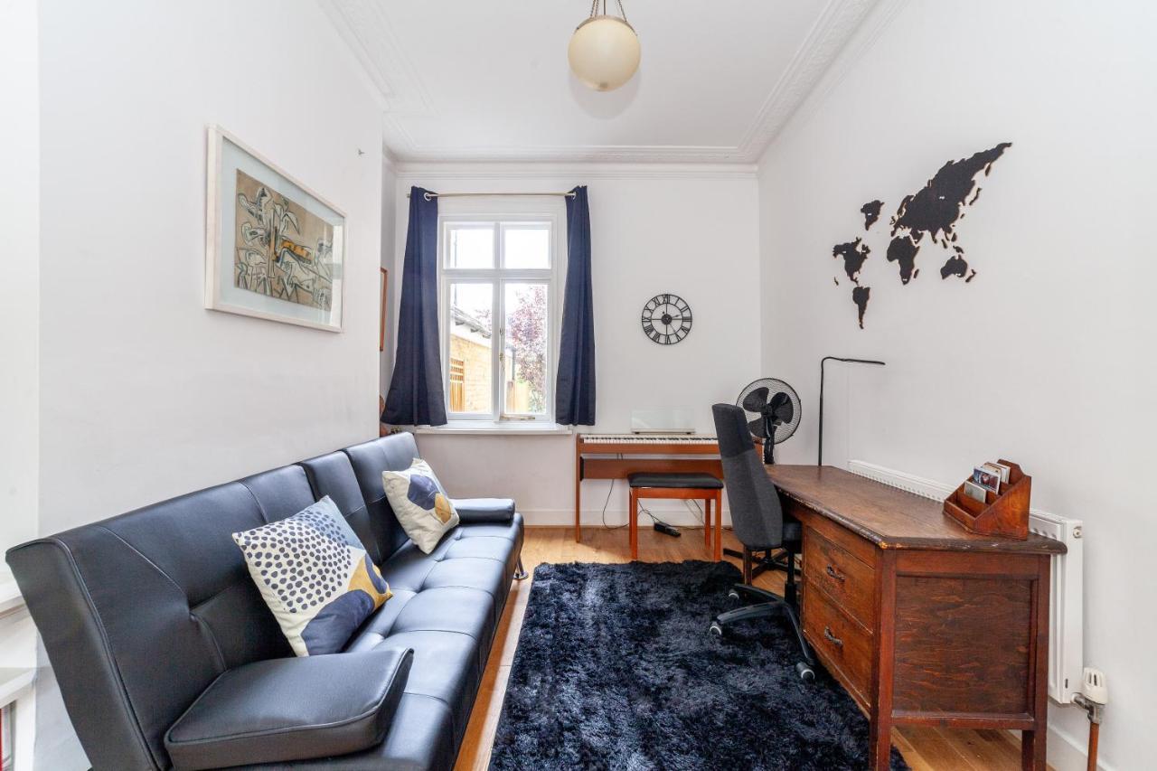 Lägenhet Charming Terraced 3br House, 5 Min Hither St London