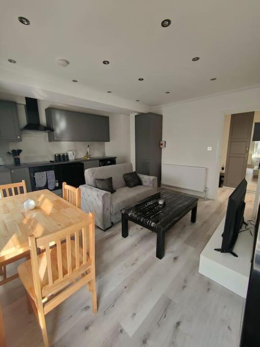 Appartement Flat 5 Crawford St, 1 Bedroom, 1 Bathroom Flat *