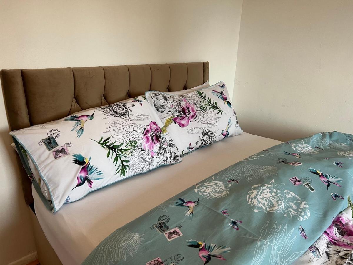 Hotell Grand Bleu - - Next To Piccadilly Line Tube Station & Brand New Facilities London
