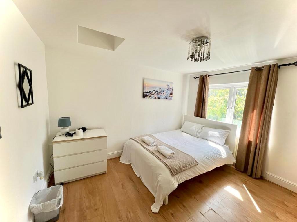 Hotell Canary Wharf Holiday 4*