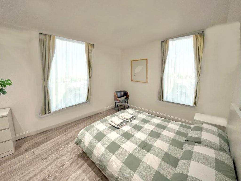 2 Minutes From Hyde Park, Private F Rum i privatbostad