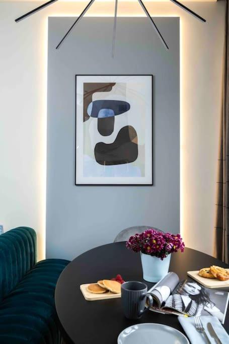 Luxury Flat In Earls Court *