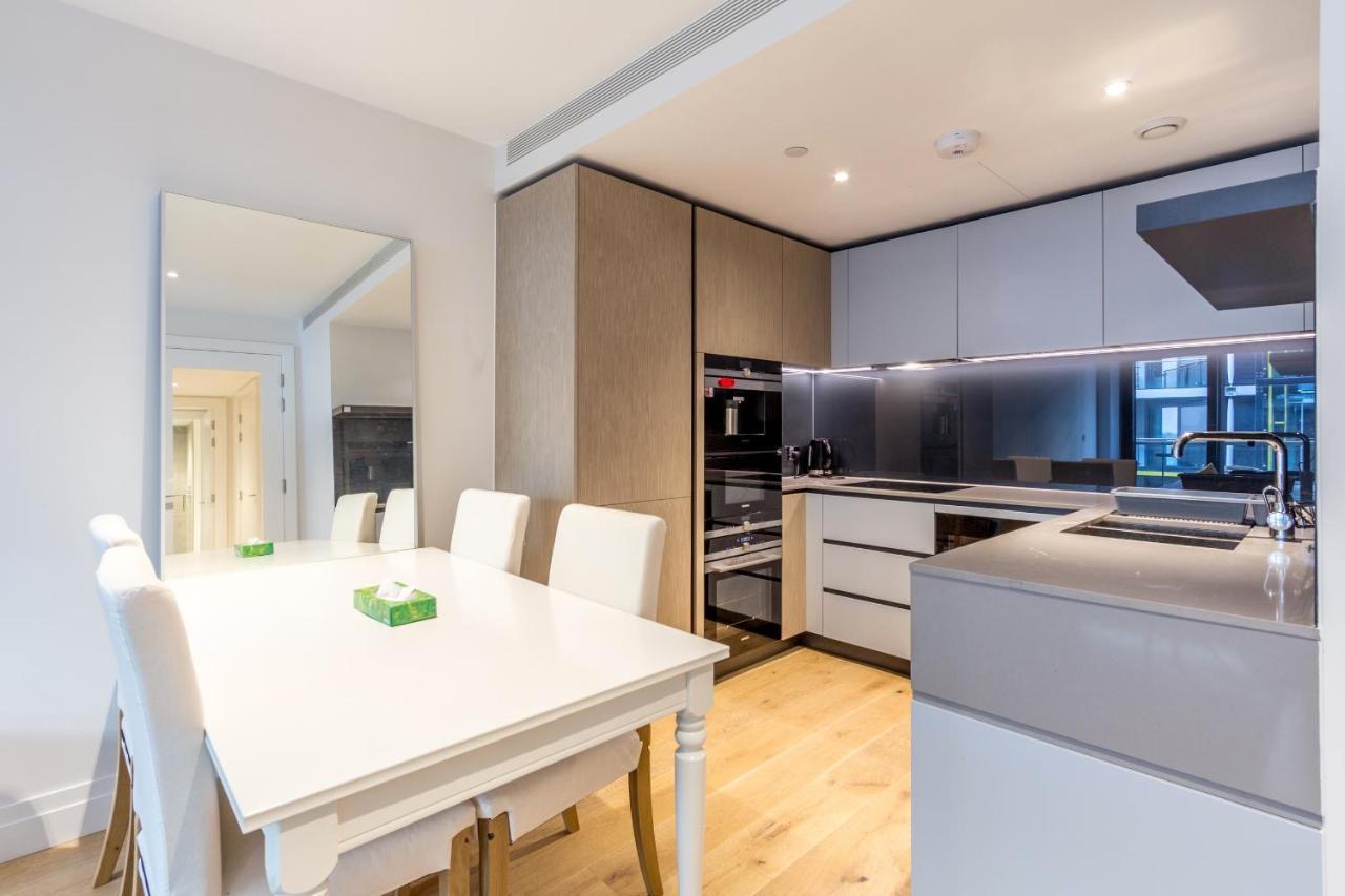 Stylish 2 Bed Flats Near Us Embassy * London
