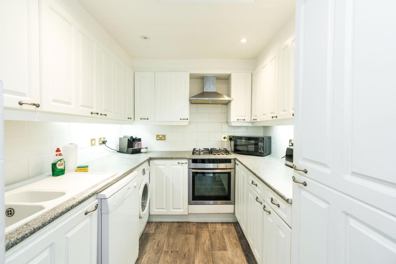 Spacious 2 Bedroom / Gloucester Road / Kensington Apartment London
