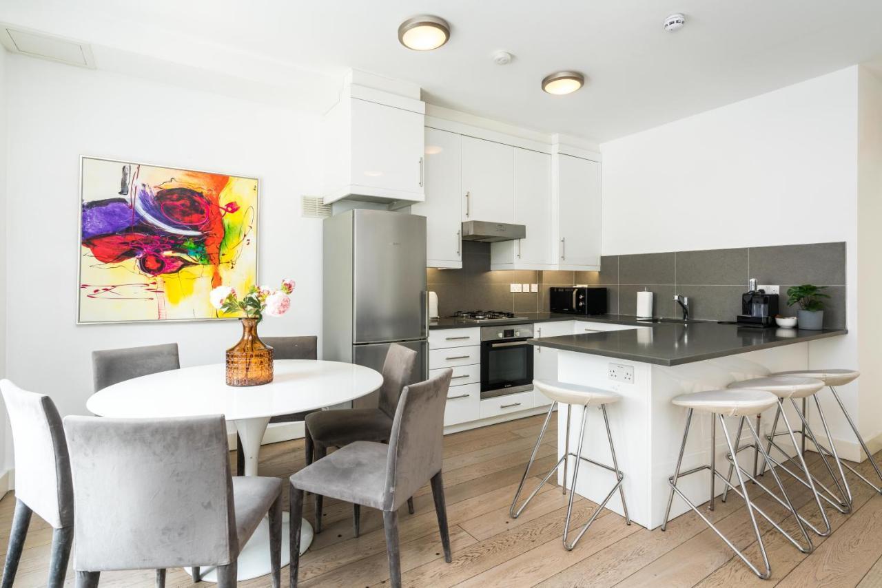 Spacious 2 Bedroom / Earls Court / Kensington Appartamento