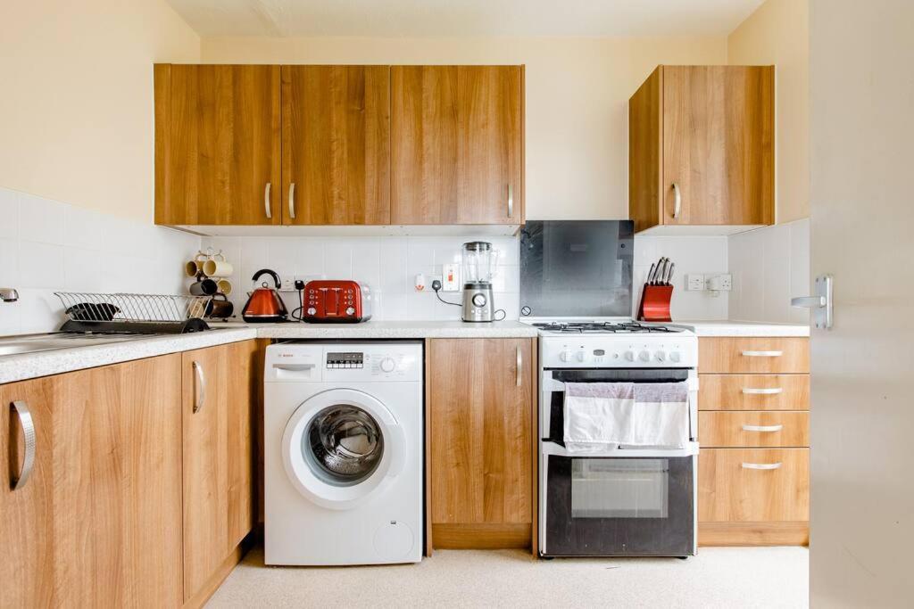 One Bed - 25 Mins From Bridge Lejlighed *