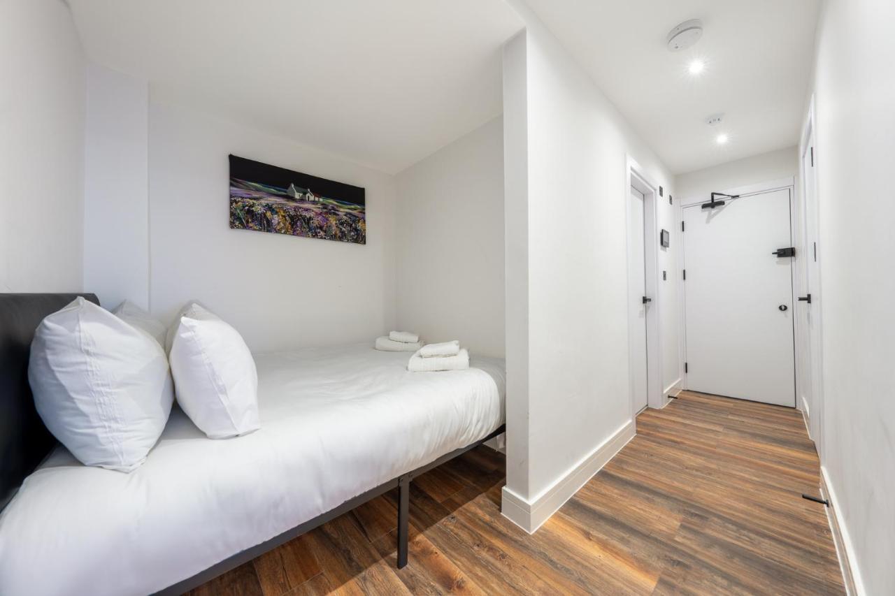 5 - West Brand New Loft Apartment *