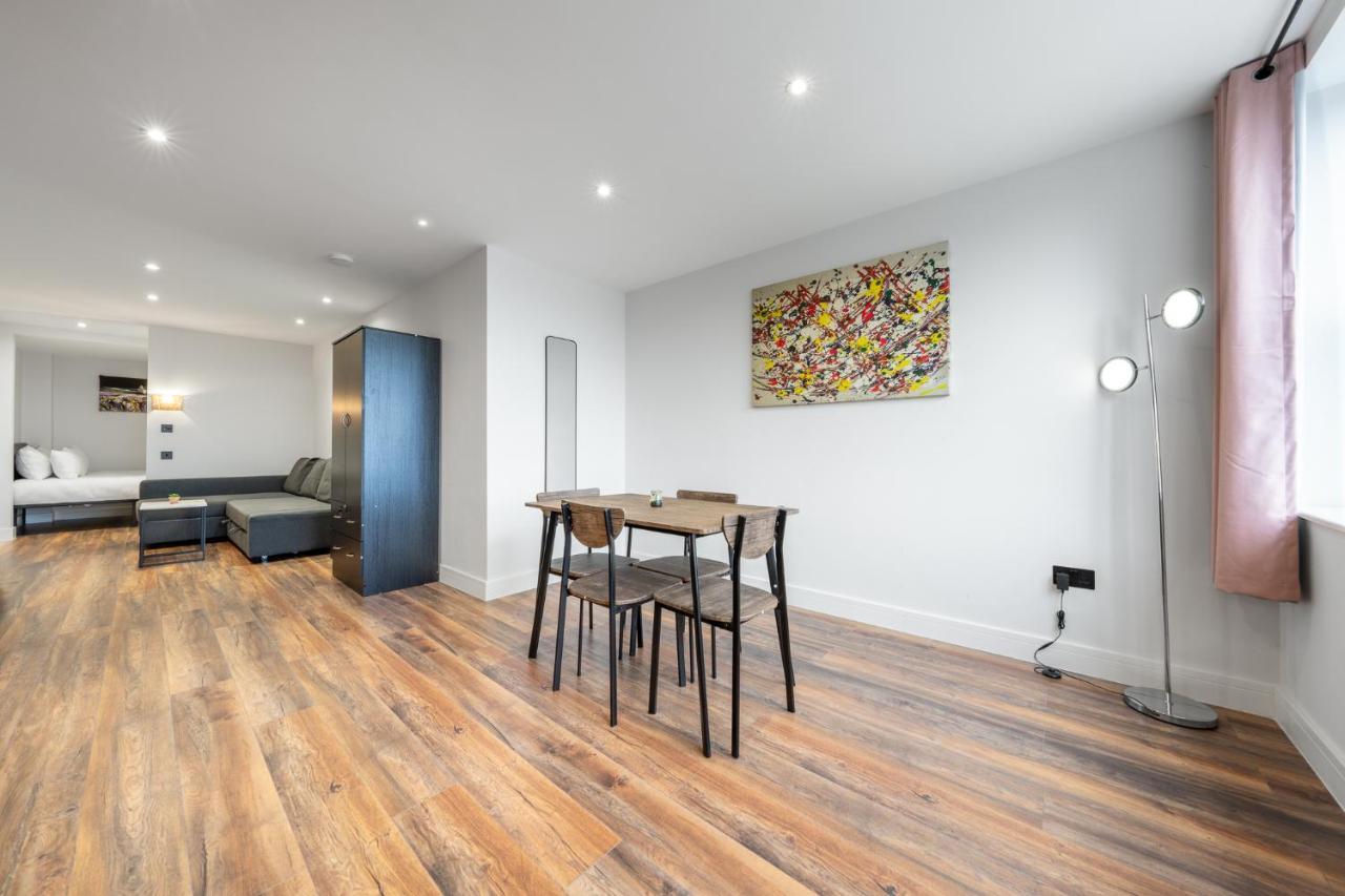 5 - West Brand New Loft Apartment *