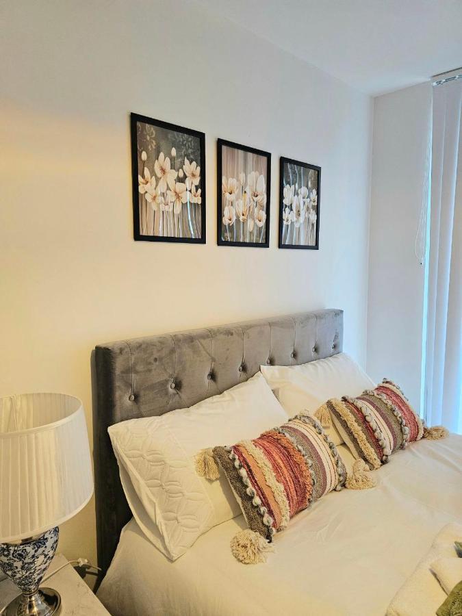 C2, Spacious 2 Bedroom Flat In Wembley *
