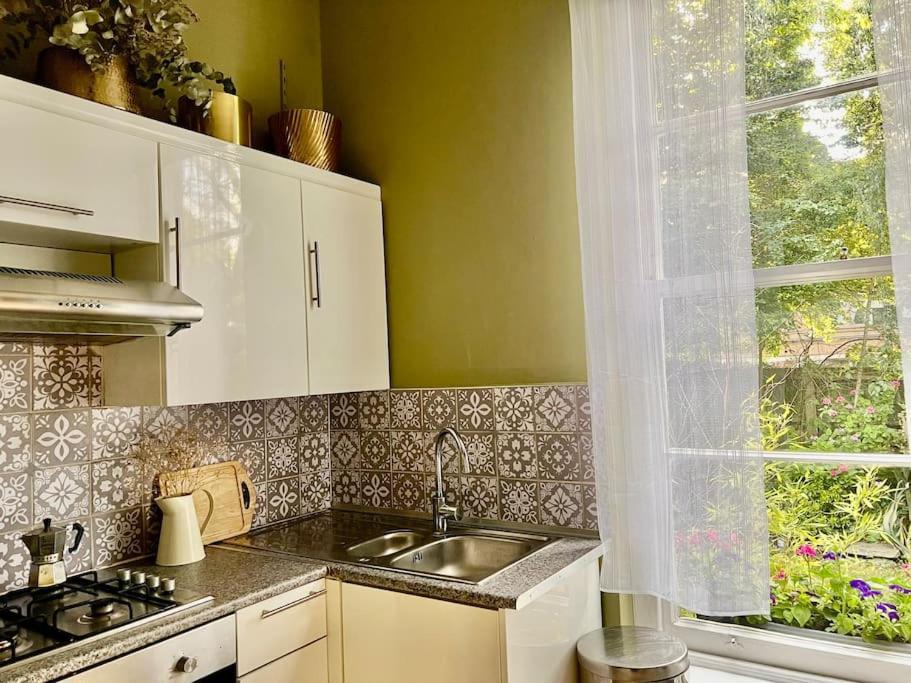 Charming 1 Bed Victorian Flat In Islington Appartamento Londra