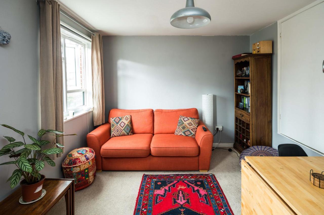 2bd Stylish W/t Grand Piano Appartement *