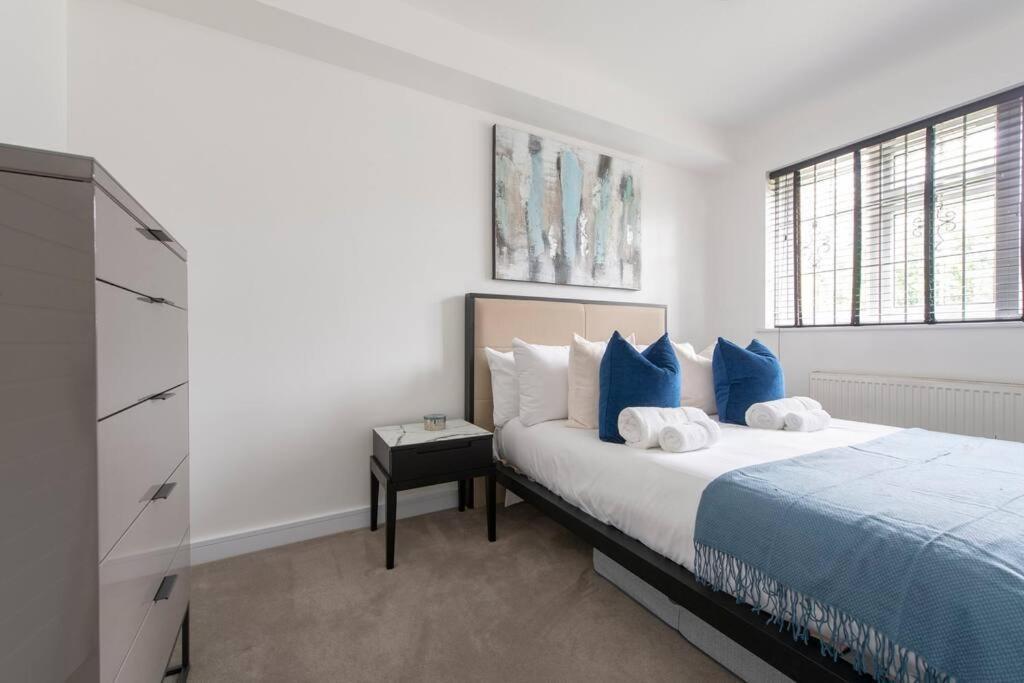 Appartement 2 Bedroom Modern Urban Sanctuary 1cc - Cherrydeal *