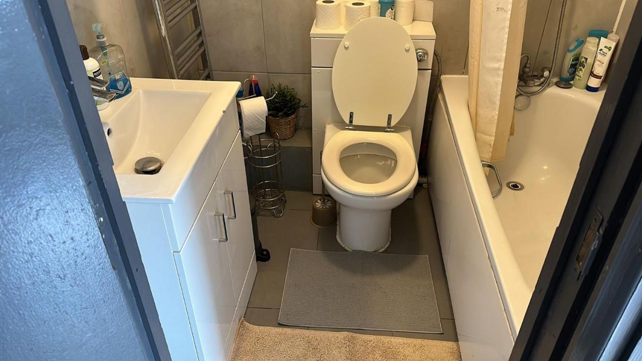 3 Bedroom Flat In King's Cross, St Pancras's. 8 People Appartement Londen