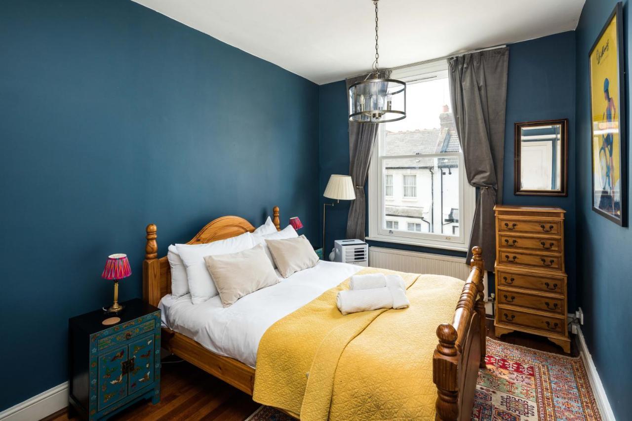 Leilighet Elegant And Peaceful 2bd - Barons Court/london