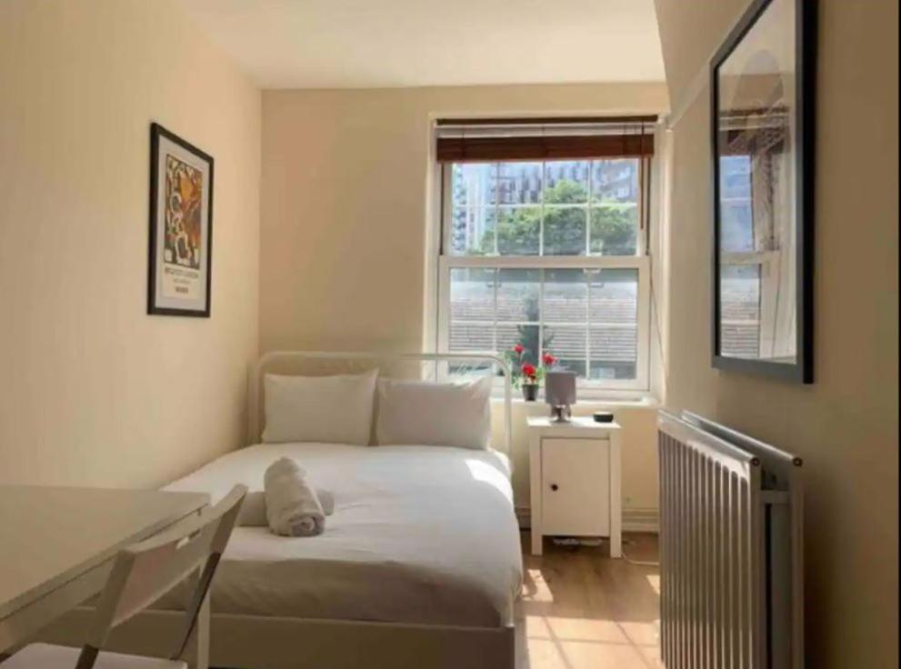 Rum i privatbostad Aplacetostay Apartment, Zone 1 Nhg *