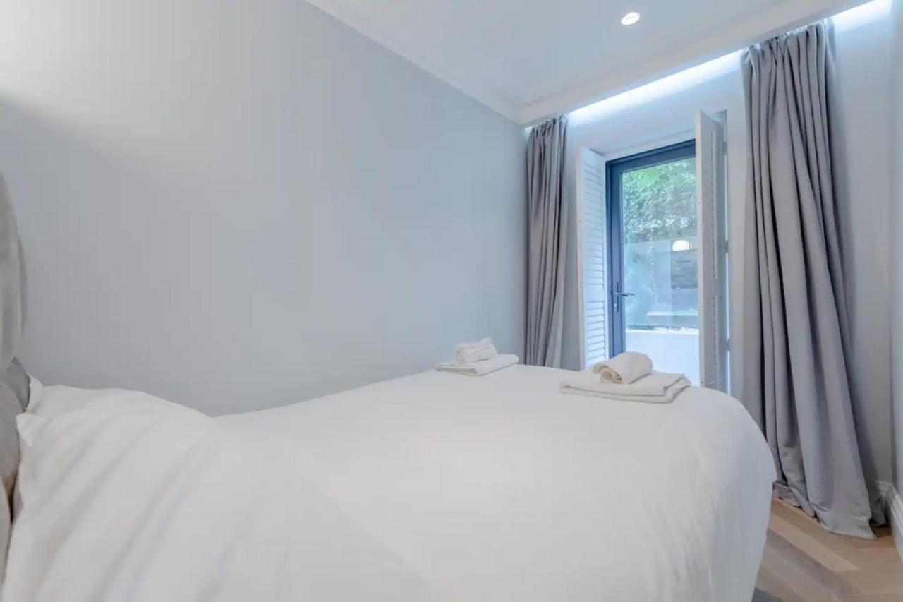 Beautifully Refurbished 2bd Flat - Earl's Court! Appartement