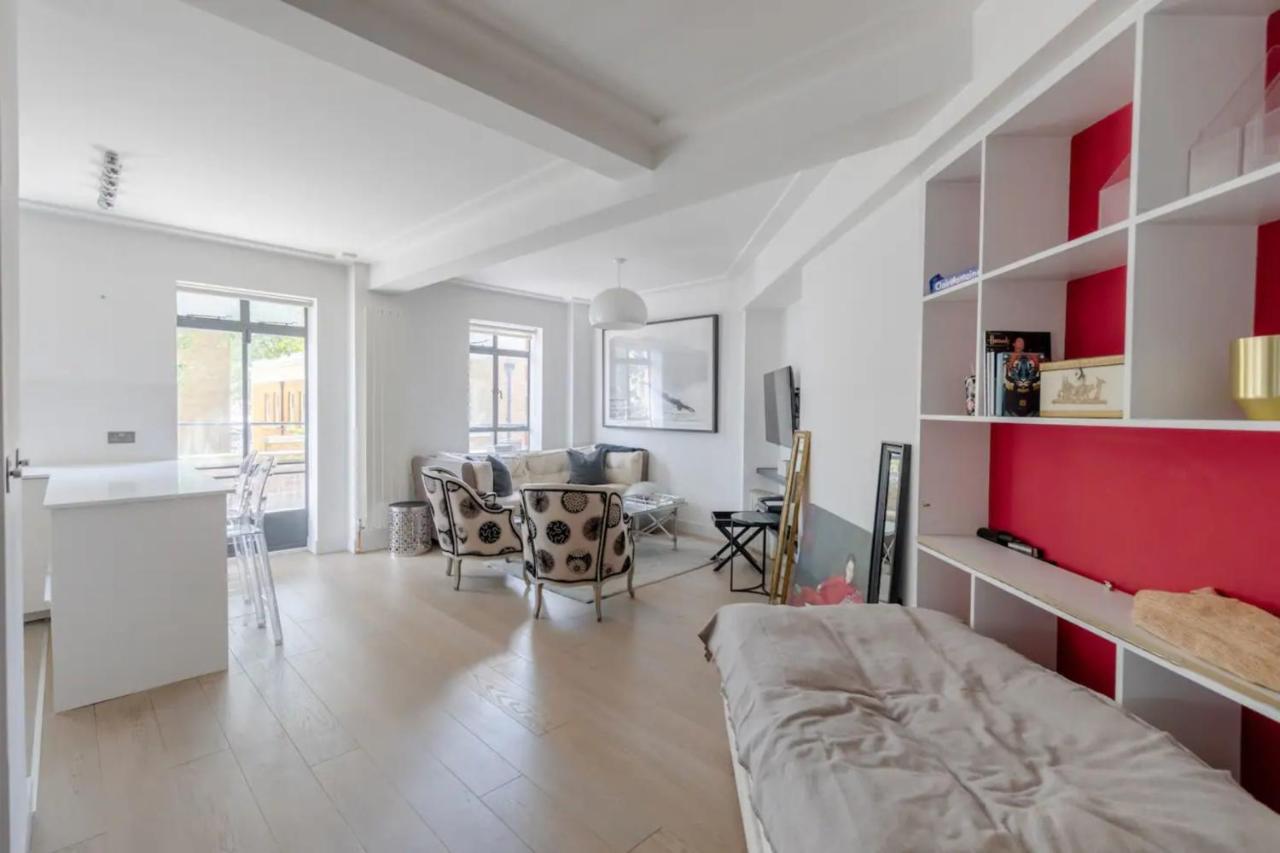 Sleek & Stylish 1bd Flat W Balcony - Kings Road Apartment *