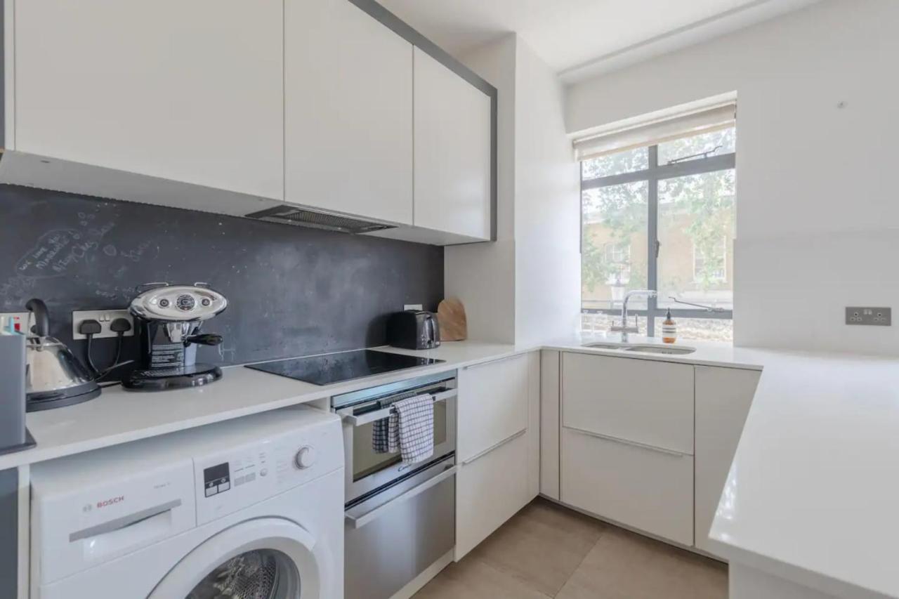 Sleek & Stylish 1bd Flat W Balcony - Kings Road Apartment *