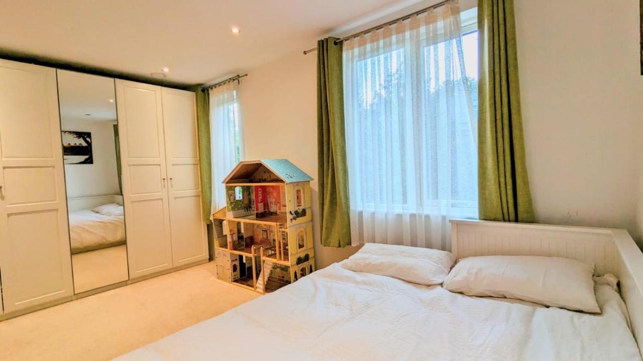Vakantiehuis 3 Bedroom House In Camberwell