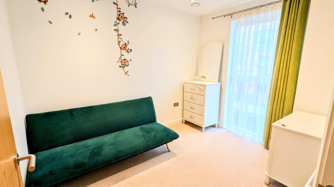 3 Bedroom House In Camberwell * Londen