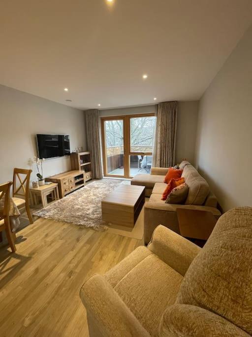 Lejlighed 2 Bedroom Acton