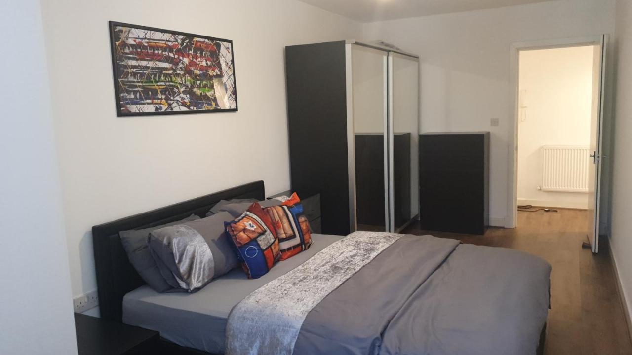 Séjour chez l'habitant Double With Shared Bathroom *