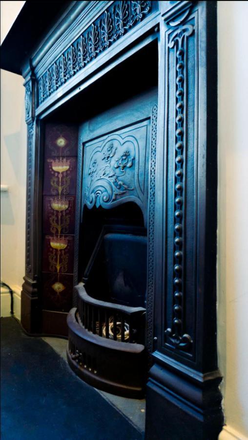 Cosy Place To In The Of Hotel London
