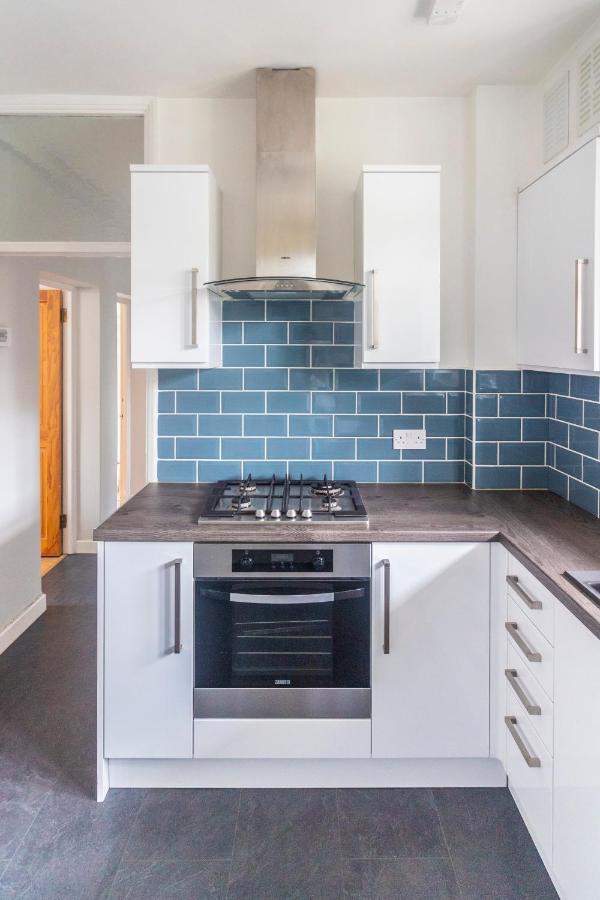 Modern & Cozy 1bdr Wexcellent Travel Links * Londra