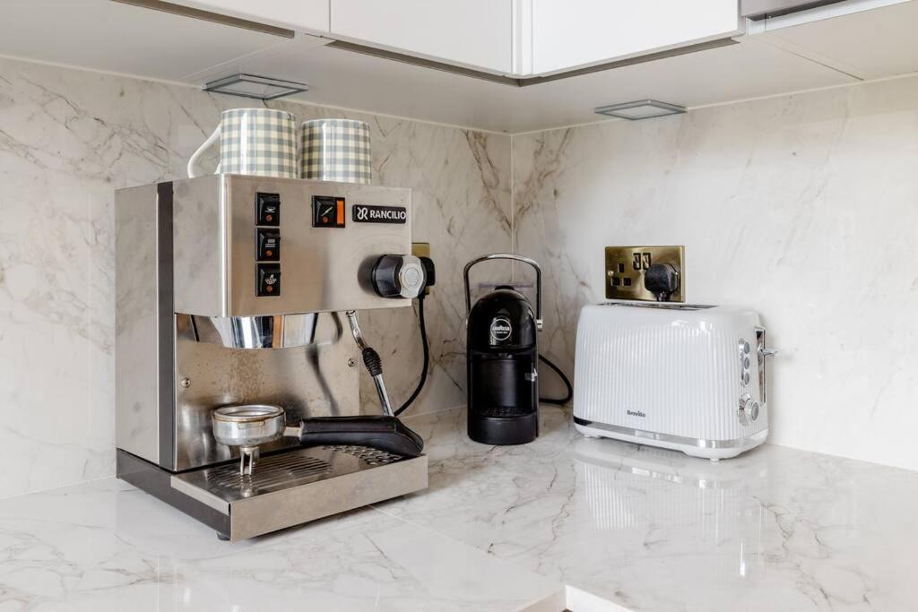 Luxury Flat On Fulham/chelsea Border Lägenhet *