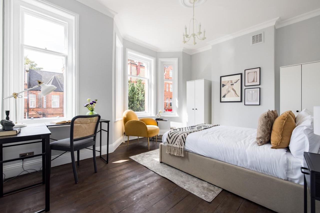 The Streatham Hill Wonder - Spacious 4bdr House With Garden And Terrace Lägenhet *