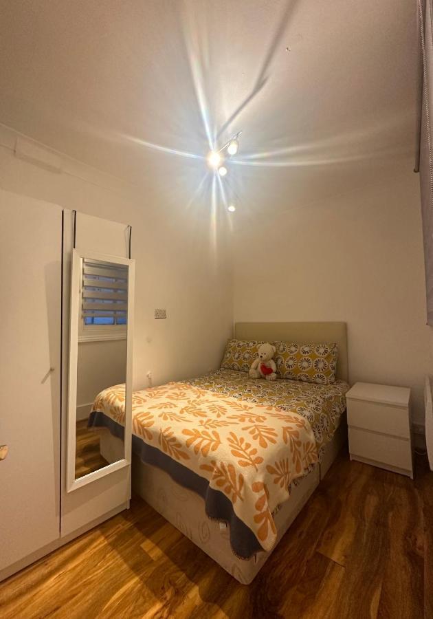1 Bedroom Flat In Notting Hill, Portobello Appartement Londen