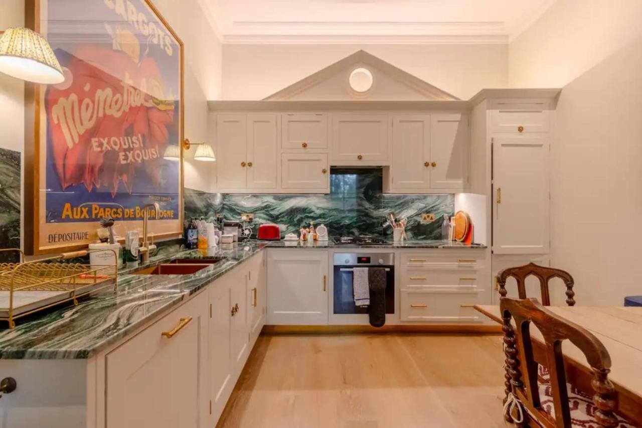 Luxurious & Stylish 2bd House - Bayswater! Apartment London