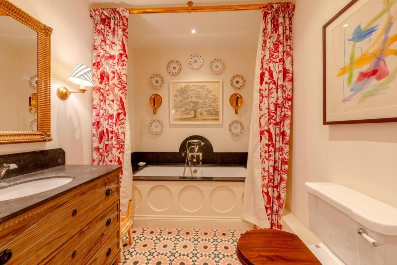 Luxurious & Stylish 2bd House - Bayswater! * London