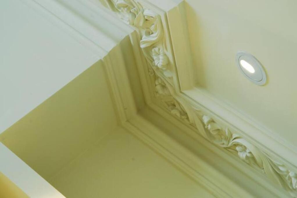 Quintessential Town House Close To * Londen