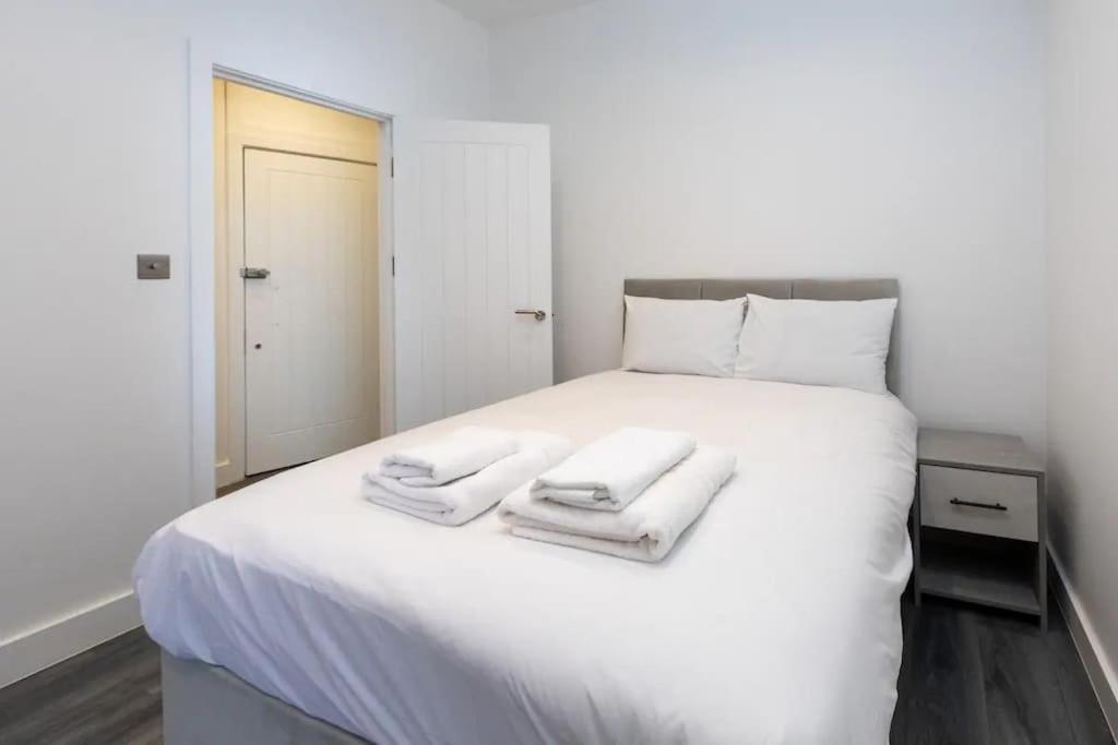 Stylish 2-bed Flat In The Heart Of West Hampstead Appartamento Londra